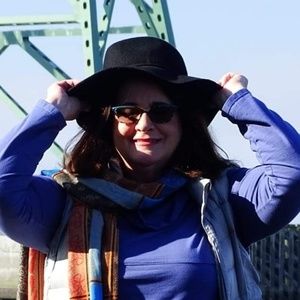 Meet your Posher, Tara